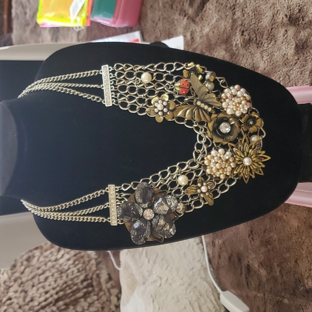 Necklace - Picture 7 of 7